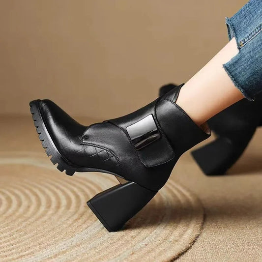Aria Step ankle boots - Black